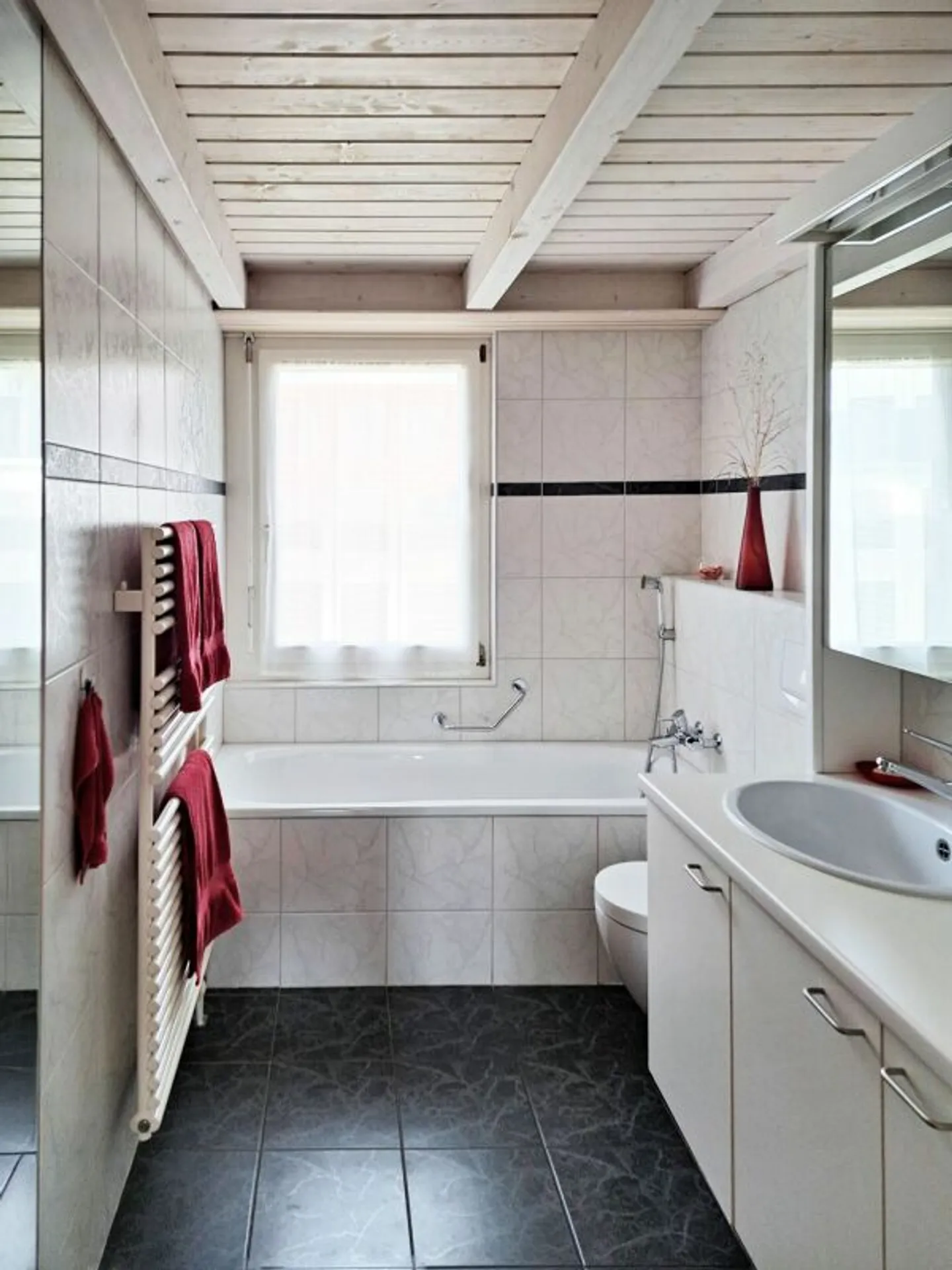 Grosszügige 5 1/2 Zimmer Maisonette-Wohnung in Weinfelden - Foto 8 von 13