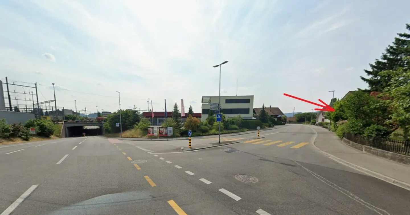 INTERESTING LOCATION FOR YOUR PROJECT! 1,068 m² Building Land - Photo 4 of 5