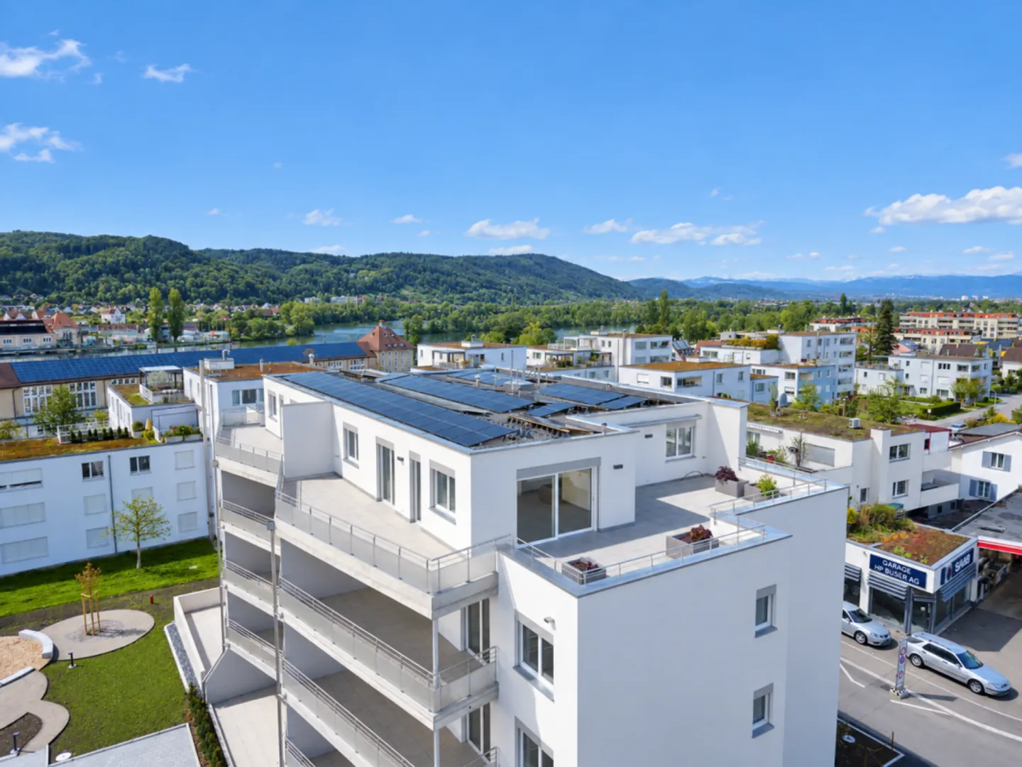 Exclusive 3.5-room penthouse apartment in first occupancy with 98 m² sun terrace - Photo 1 of 10