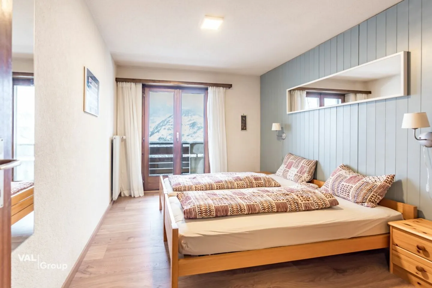 Spacious 4.5-room apartment in Eischoll - furnished, sunny location with two balconies - Photo 6 of 13