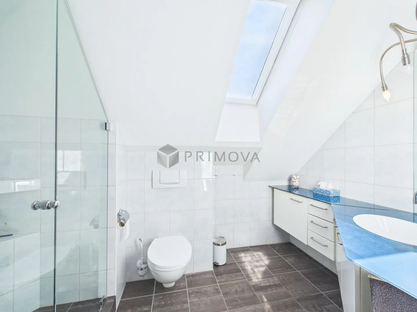 Light, Space and Emotions - Your New Home Above the Rooftops - Photo 13 of 13
