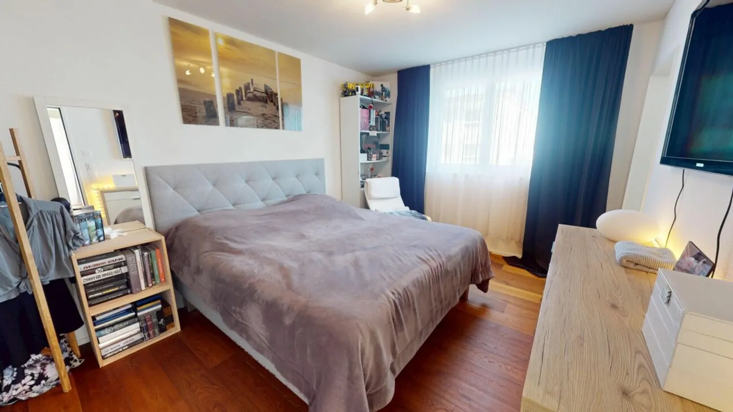 Appartement mansardé moderne de 4½ pièces dans un emplacement de choix - Photo 12 sur 13