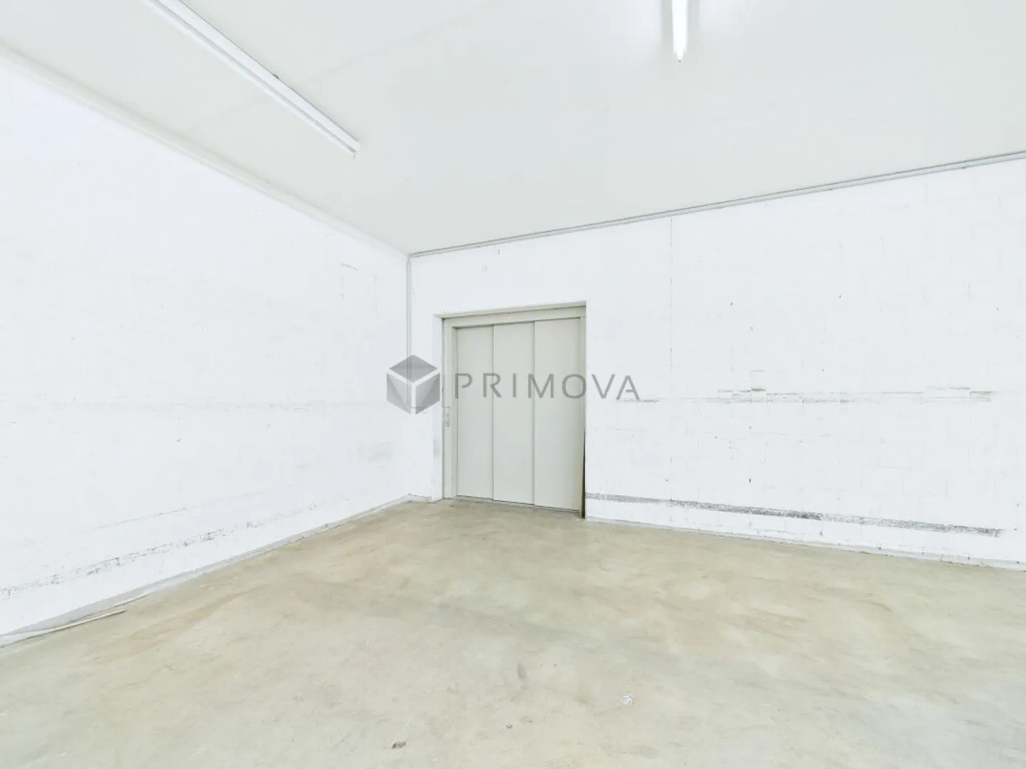 Versatile Commercial Space with Top Infrastructure - Photo 7 of 13