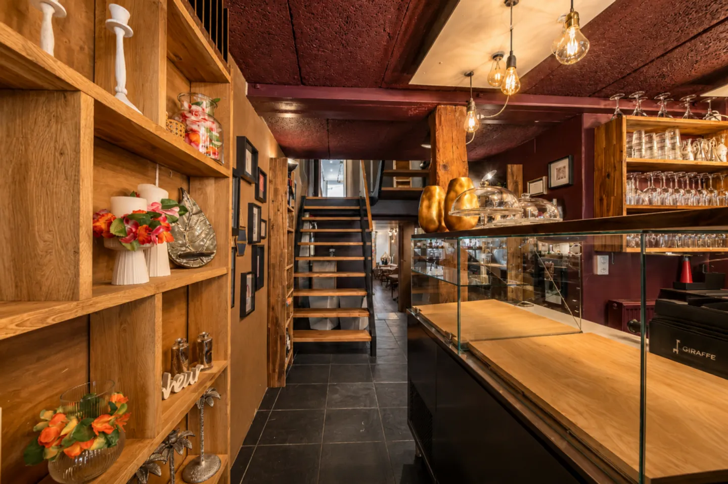 Living and Working in the Heart of Stein am Rhein - Historic Old Town House with Gastronomy Area and Walk-in Customers - Photo 7 of 13