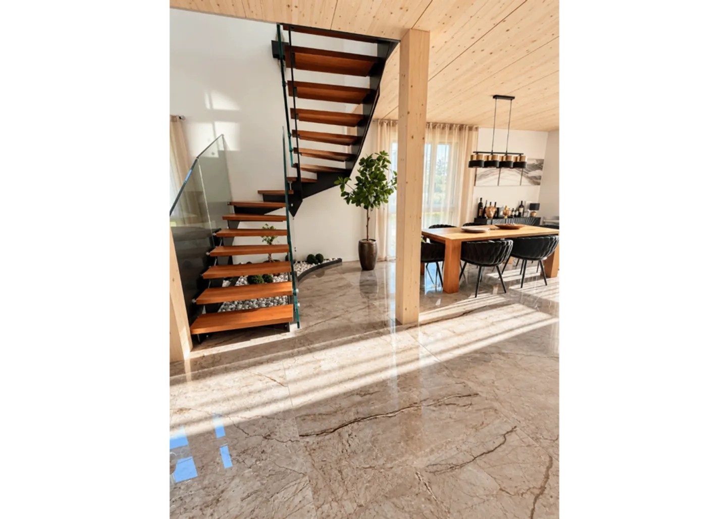Appartement en duplex de 5,5 pièces luxueux - Photo 12 sur 13
