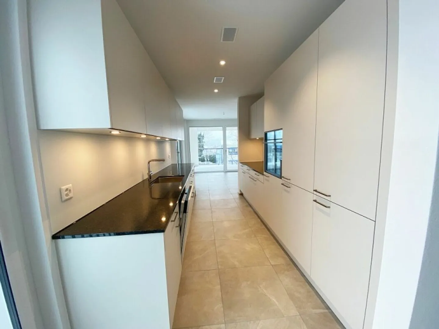 Ihr neues Zuhause im Blumenpark - modern und grosszügig - Photo 2 sur 7