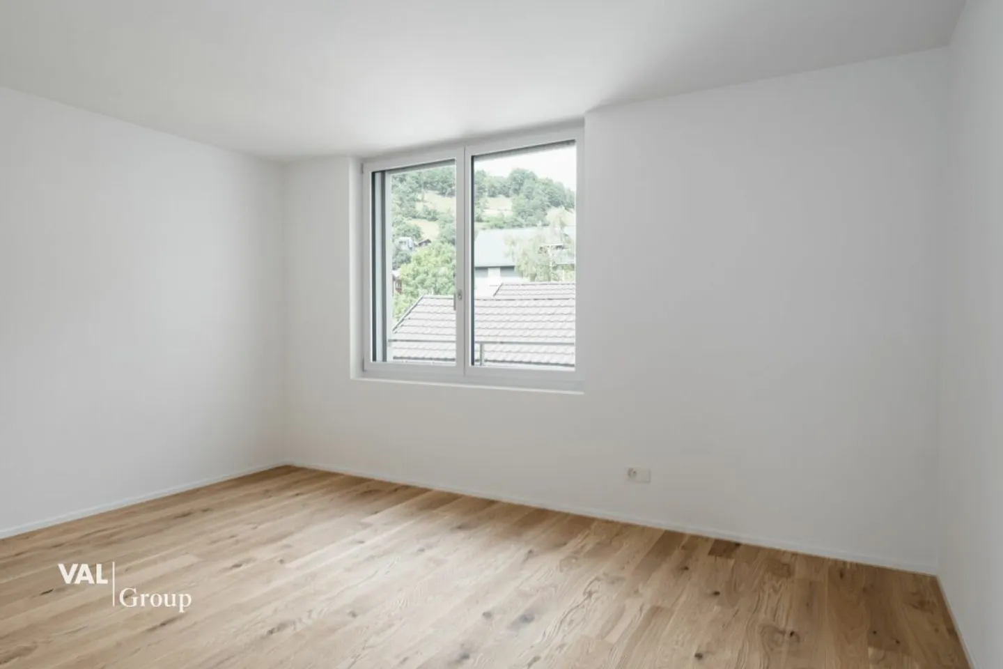 Modern, light-flooded 4.5-room apartment in an attractive, quiet location - Photo 1 of 9