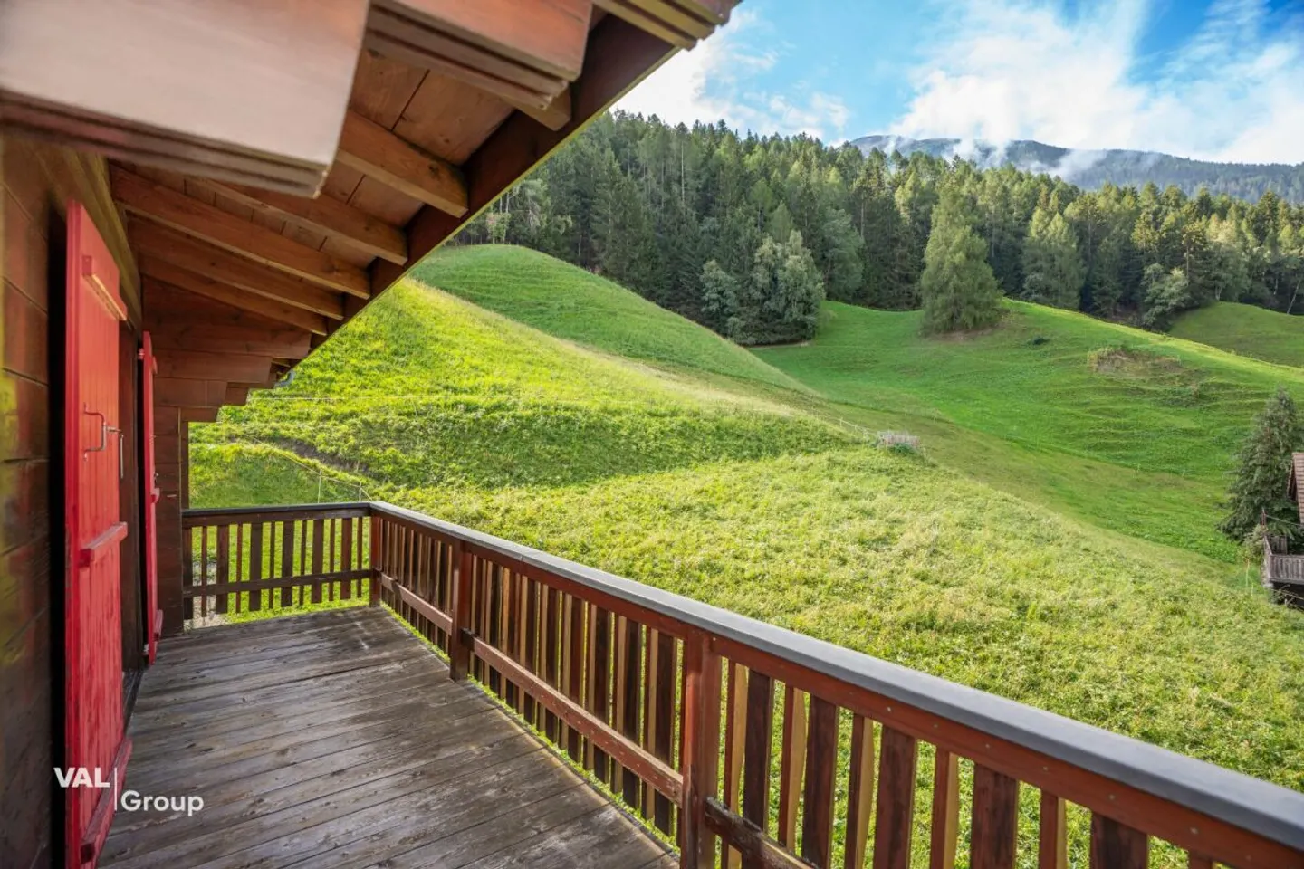 Living in the midst of greenery with plenty of tranquility and quality of life - Photo 13 of 13