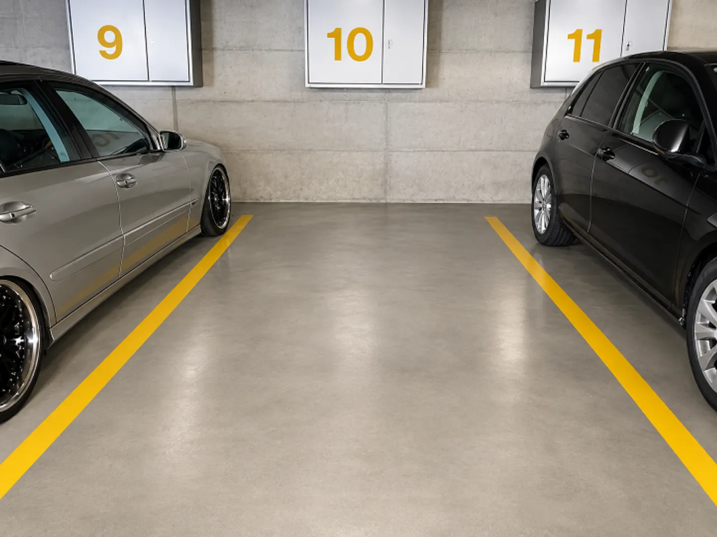 Parking space for rent - Photo 2 of 3