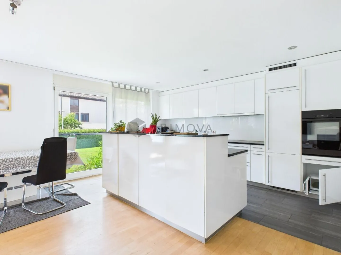 Charmante Wohnung in Horgen - Foto 3 von 12