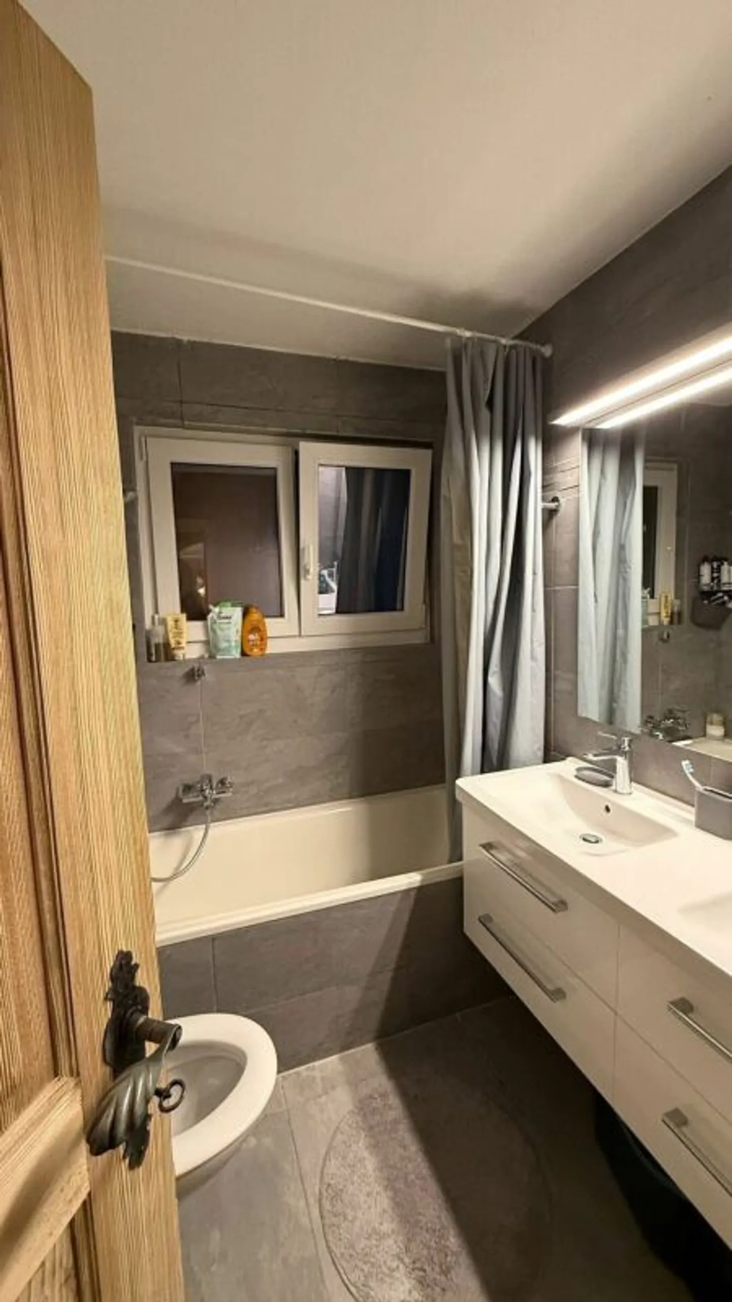 Möblierte 4,5-Zimmer-Wohnung. - Foto 2 von 4