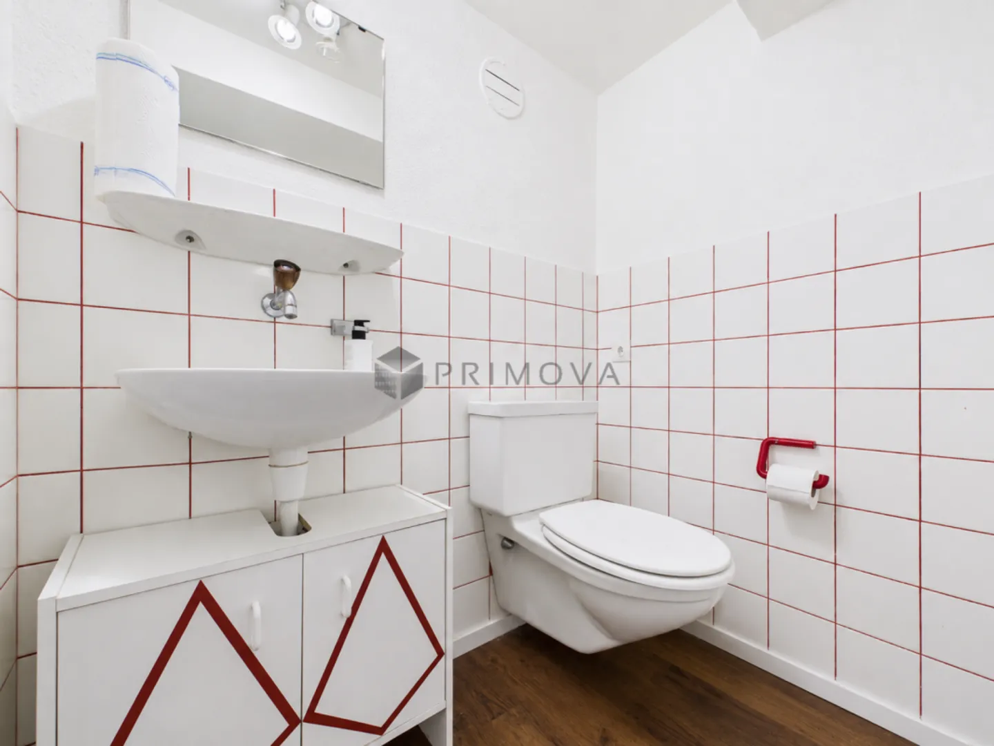 Charming multi-family house with commercial unit in a central location in Wilchingen - Photo 9 of 13