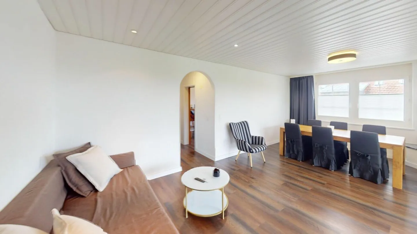 VIVERE IDILLICO IN UNA BELLA POSIZIONE A REMETSCHWIL - Foto 5 di 11