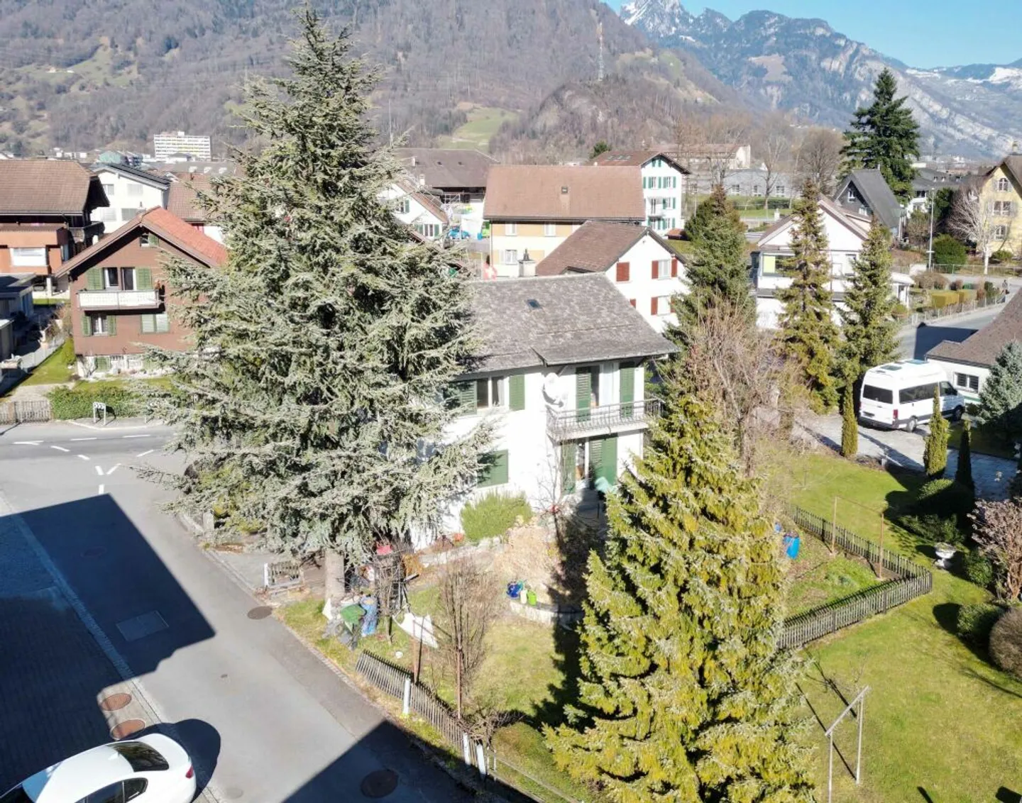 Maison individuelle avec jardin dans un bel endroit à Niederurnen GL - Photo 4 sur 12