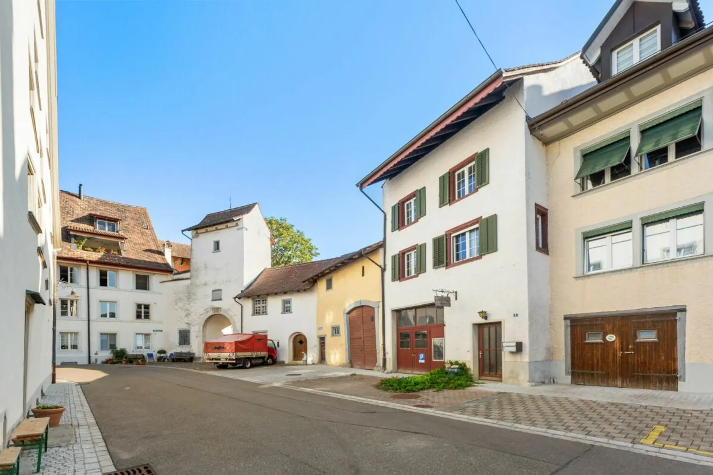 Casa a schiera di 6 stanze da ristrutturare con potenziale di ampliamento - Foto 12 di 13
