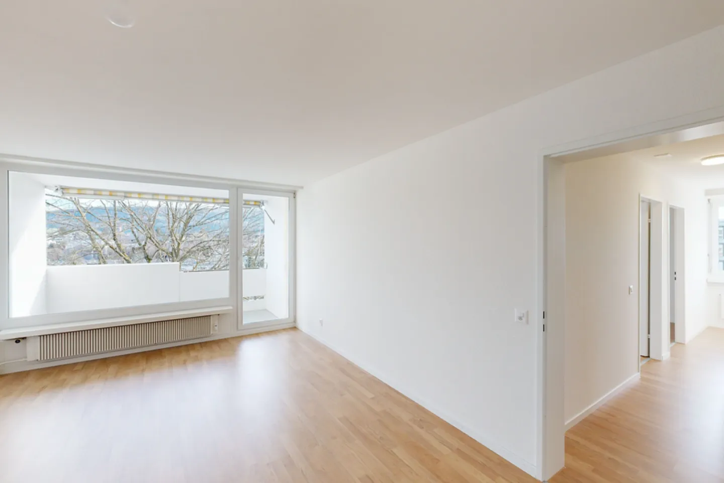 Modernes Apartment mit Aussicht - Foto 2 von 12
