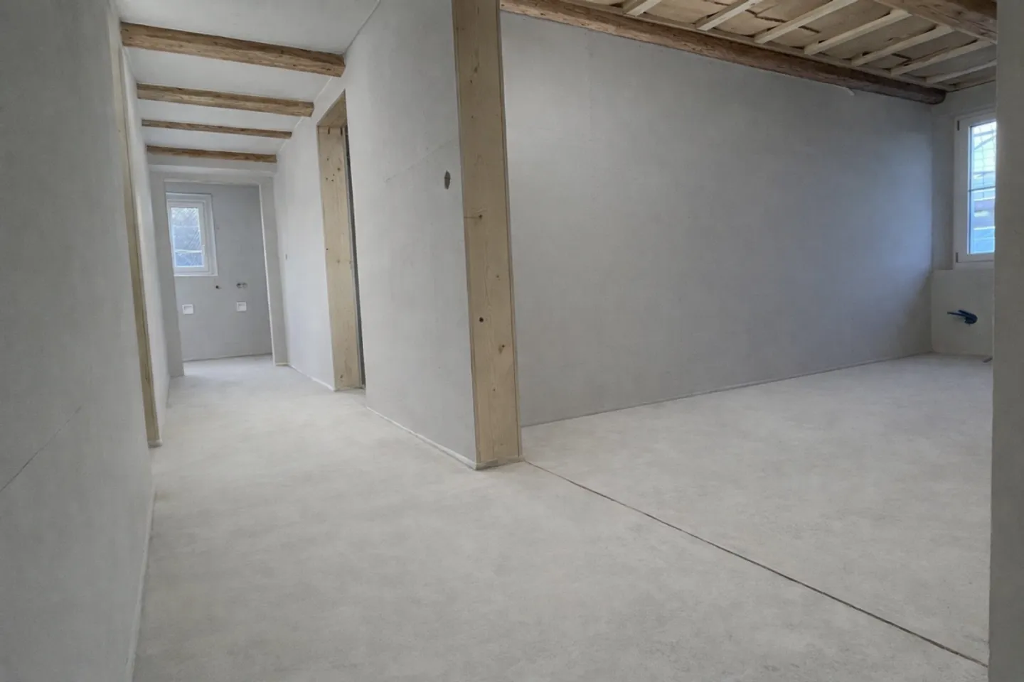 Light-flooded new maisonette apartment with loggia &amp; stunning view - Photo 4 of 7