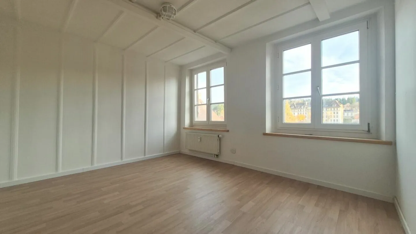 6.5-room apartment with private garden - Photo 5 of 13