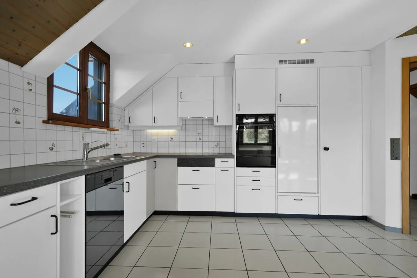 Charmante Wohnung mit Garten - Foto 4 von 13