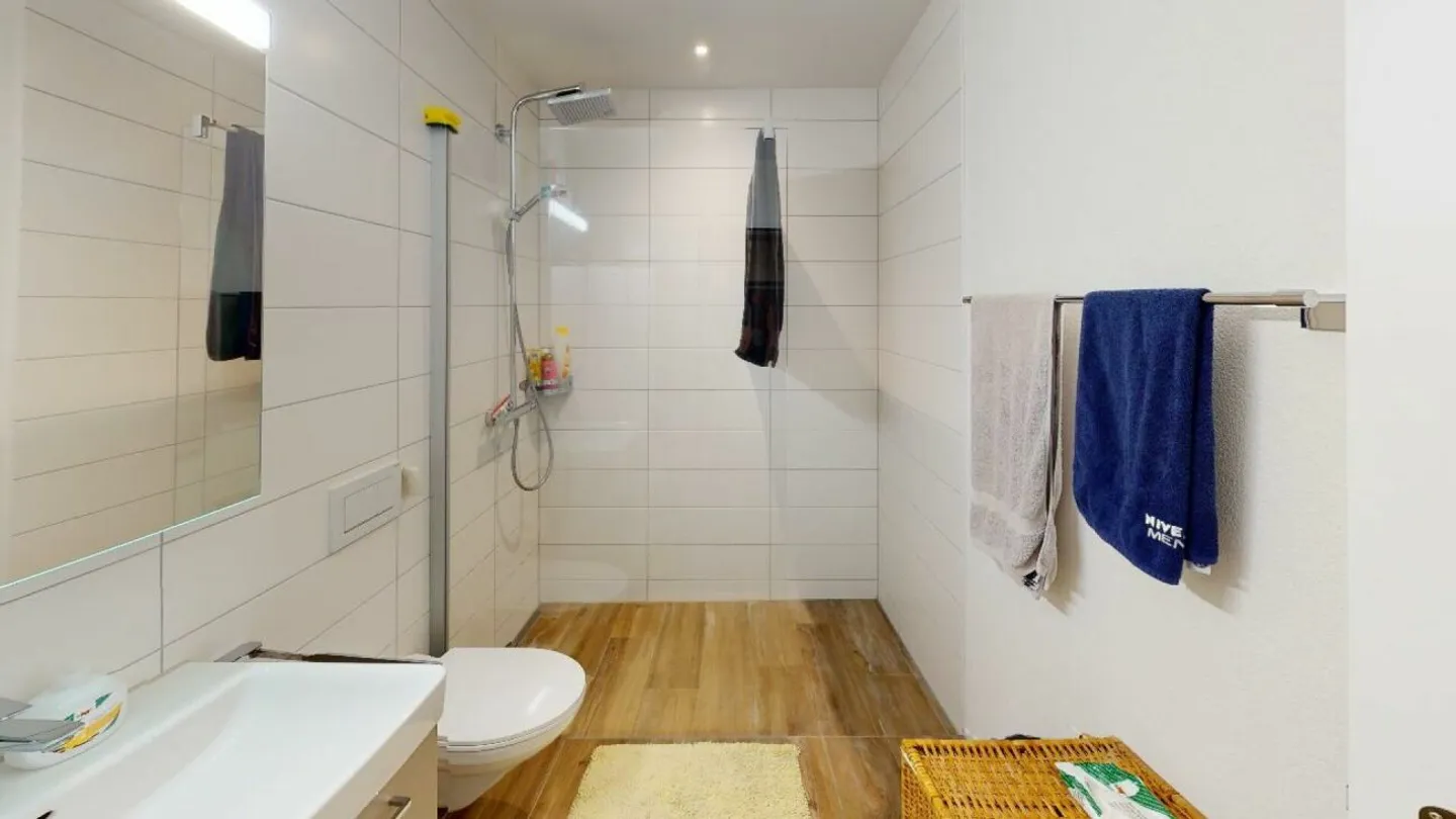 Moderno appartamento di 3.5 locali vicino al bosco con fattore benessere - Foto 9 di 11