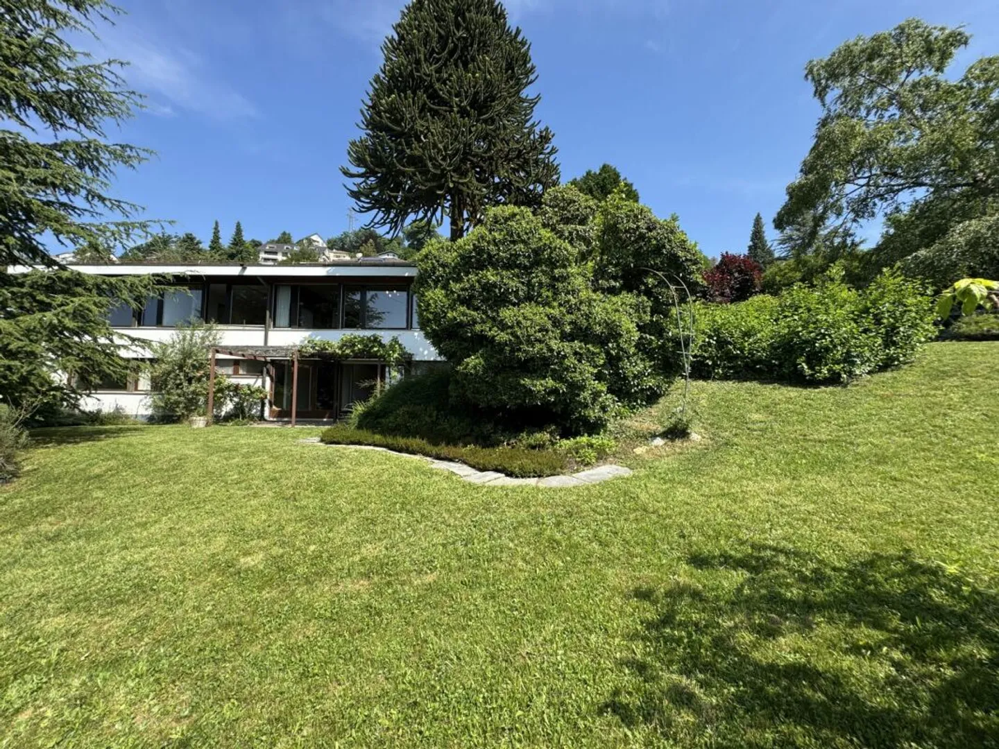 Individual villa to renovate with lake view - Photo 8 of 13