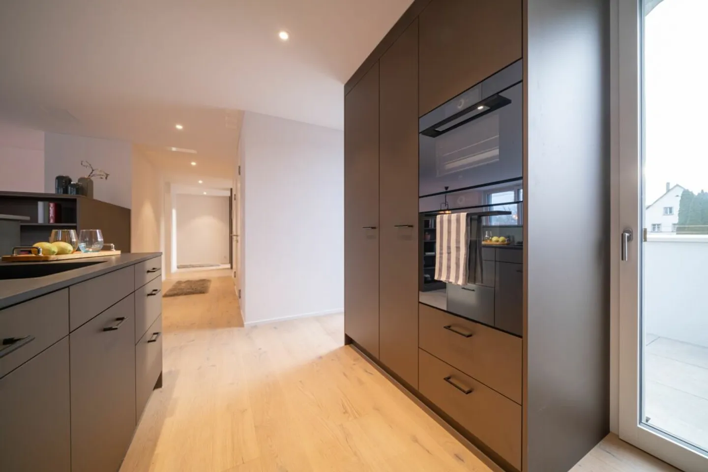 Luxuriöse Attikawohnung in Zollikerberg - Foto 7 von 9