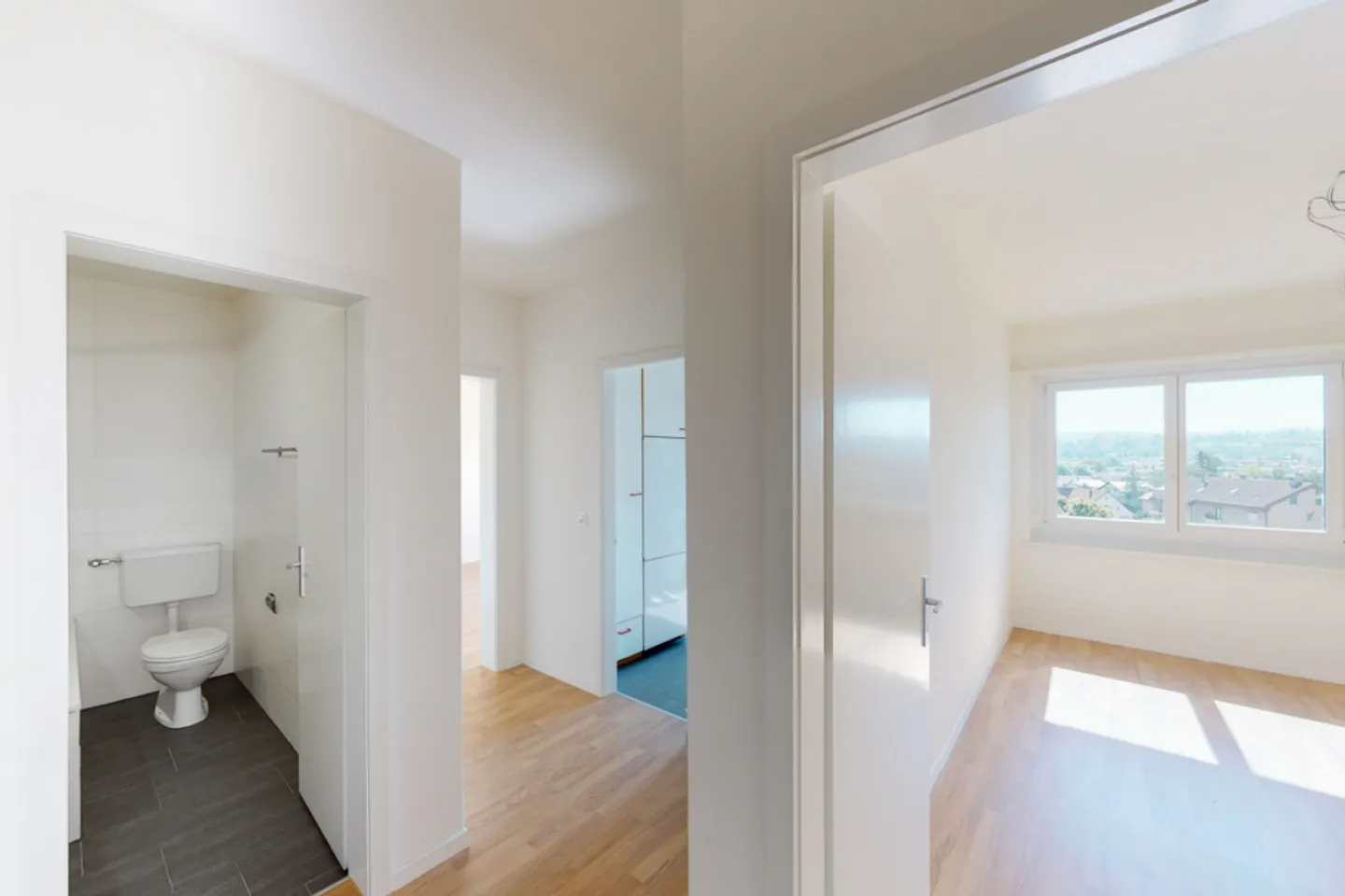 Beautiful view and private washer-dryer - Your new home? - Photo 3 of 10