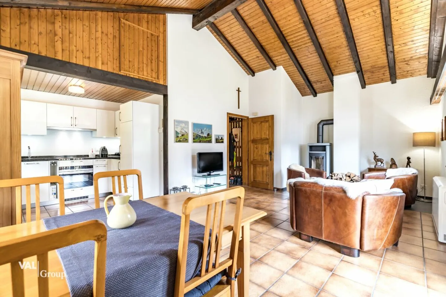 Alpine lifestyle at 1,560 m above sea level - retreat with a view near Grächen - Photo 6 of 13