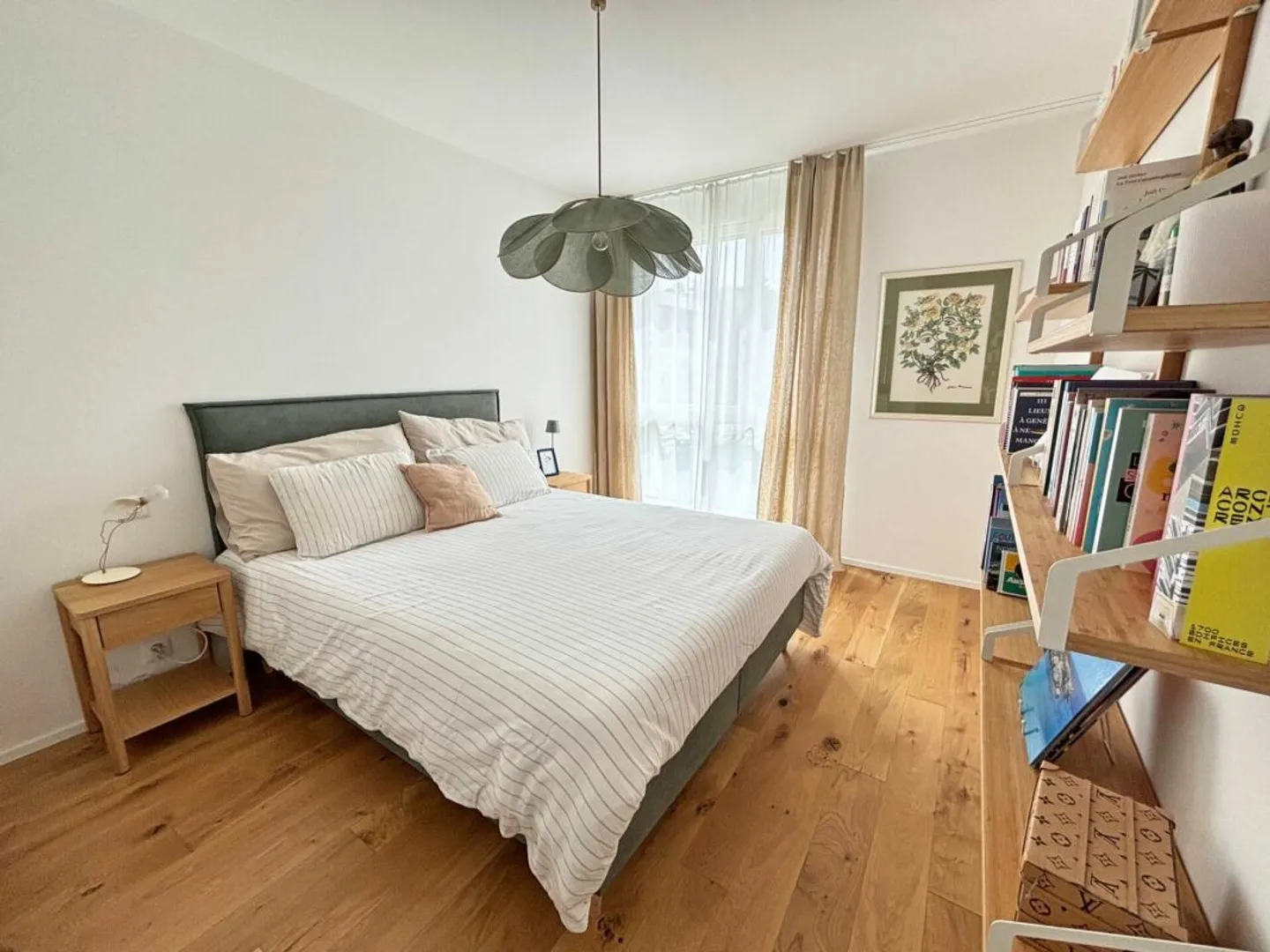Elegant Furnished Apartment - Photo 3 of 13