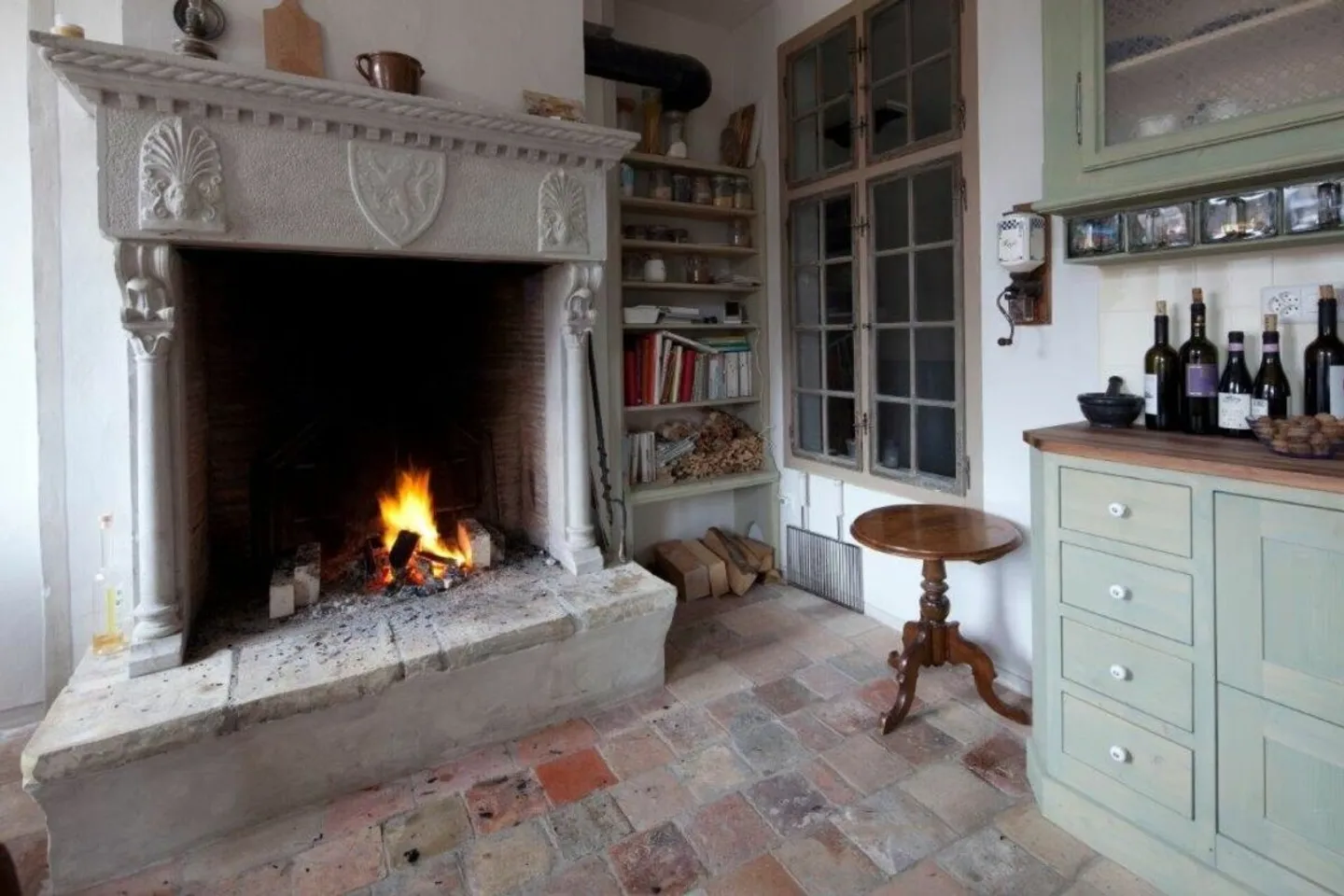 Bijou - Appartement 6.5 pièces, entièrement rénové avec terrasse sur le toit de 200m2 - Photo 1 sur 13