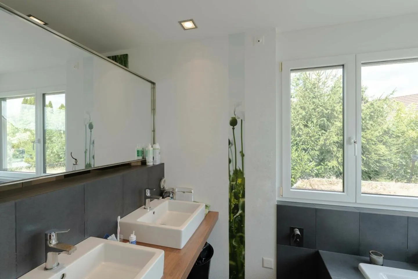 Spacious Family Home in Wiesendangen - Photo 12 of 13