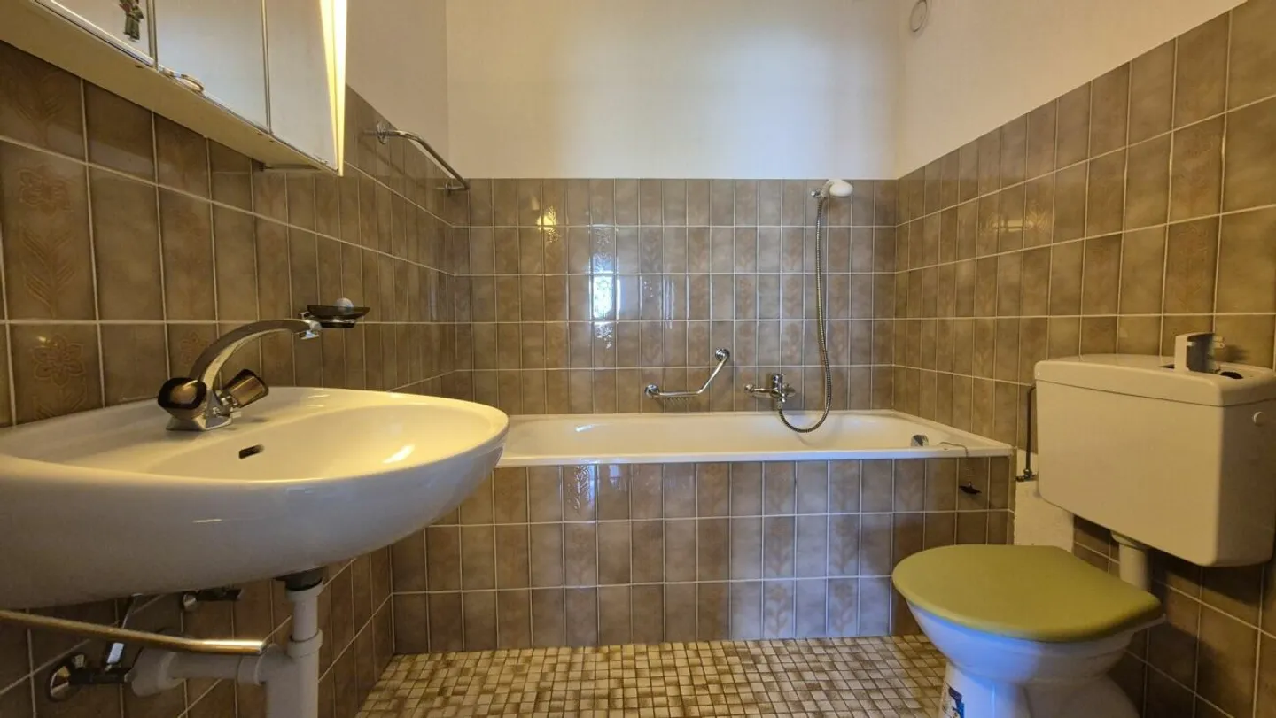 2,5-Zimmer-Wohnung im Dachgeschoss von Massongex - Foto 11 von 11