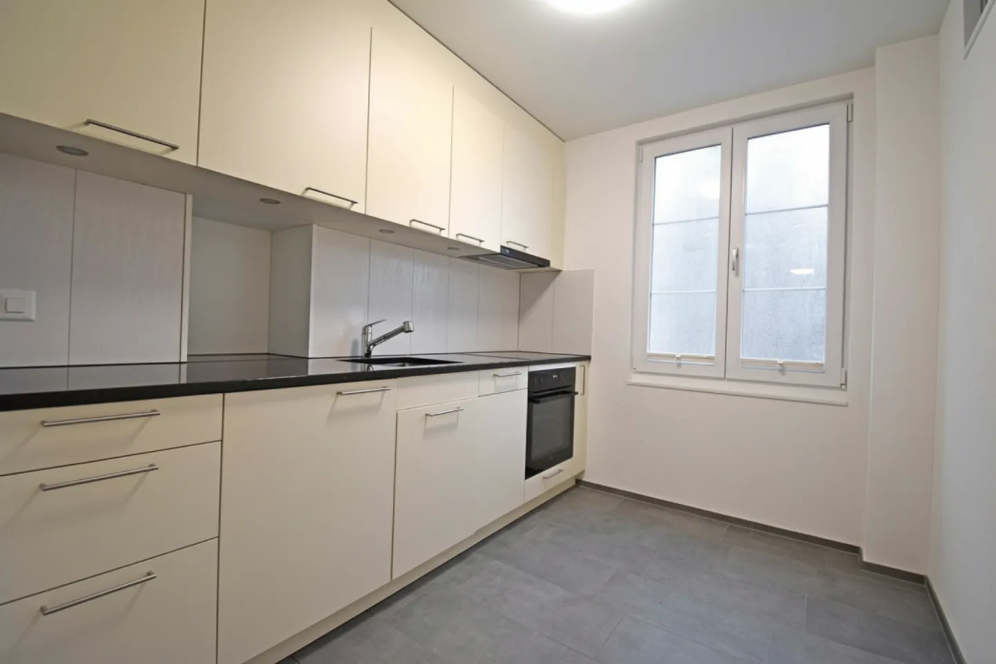 Charmante Landliegenschaft mit Wohn- und Geschäftsräumen - Foto 5 von 13