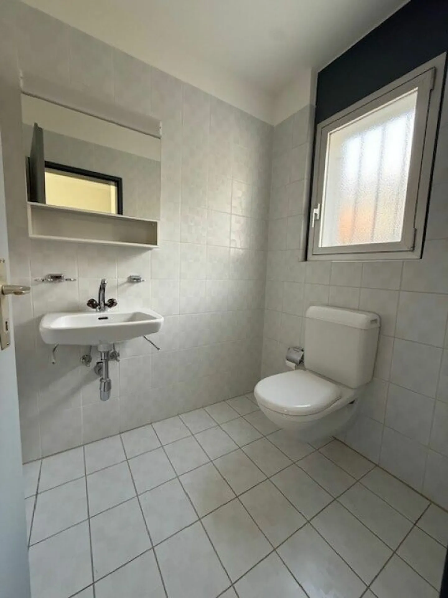 LOSONE - Zu vermieten Reihenhaus mit 4.5 Zimmern - Foto 9 von 11