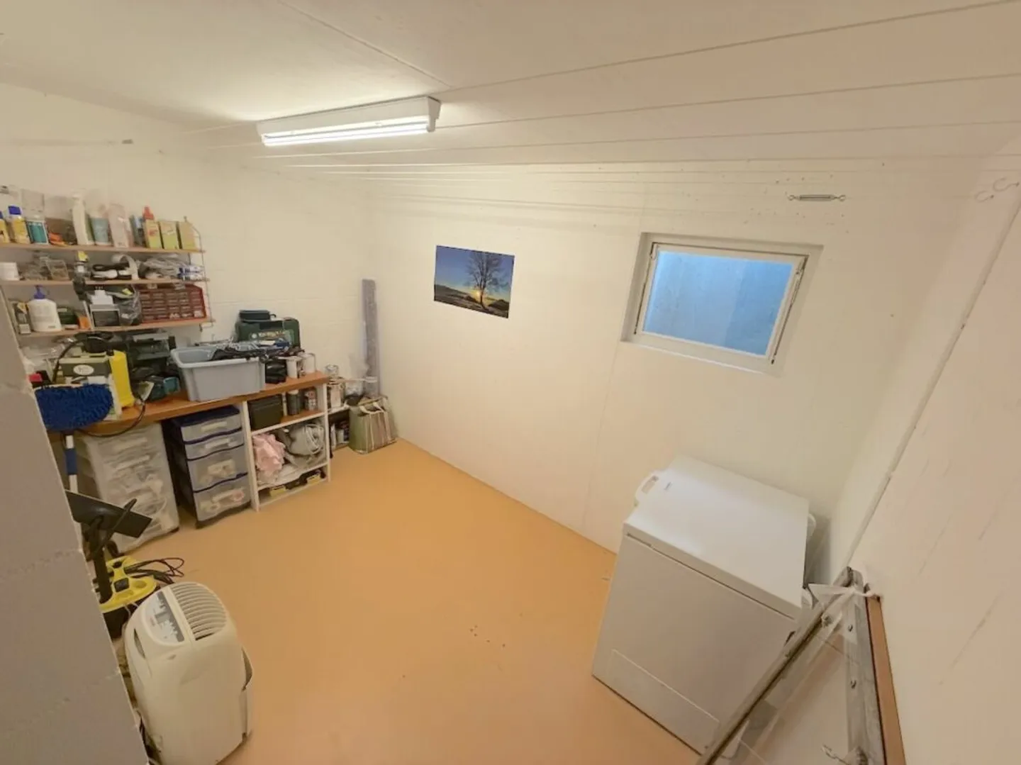 Single-family house with separate entrance and office with toilet. - Photo 13 of 13