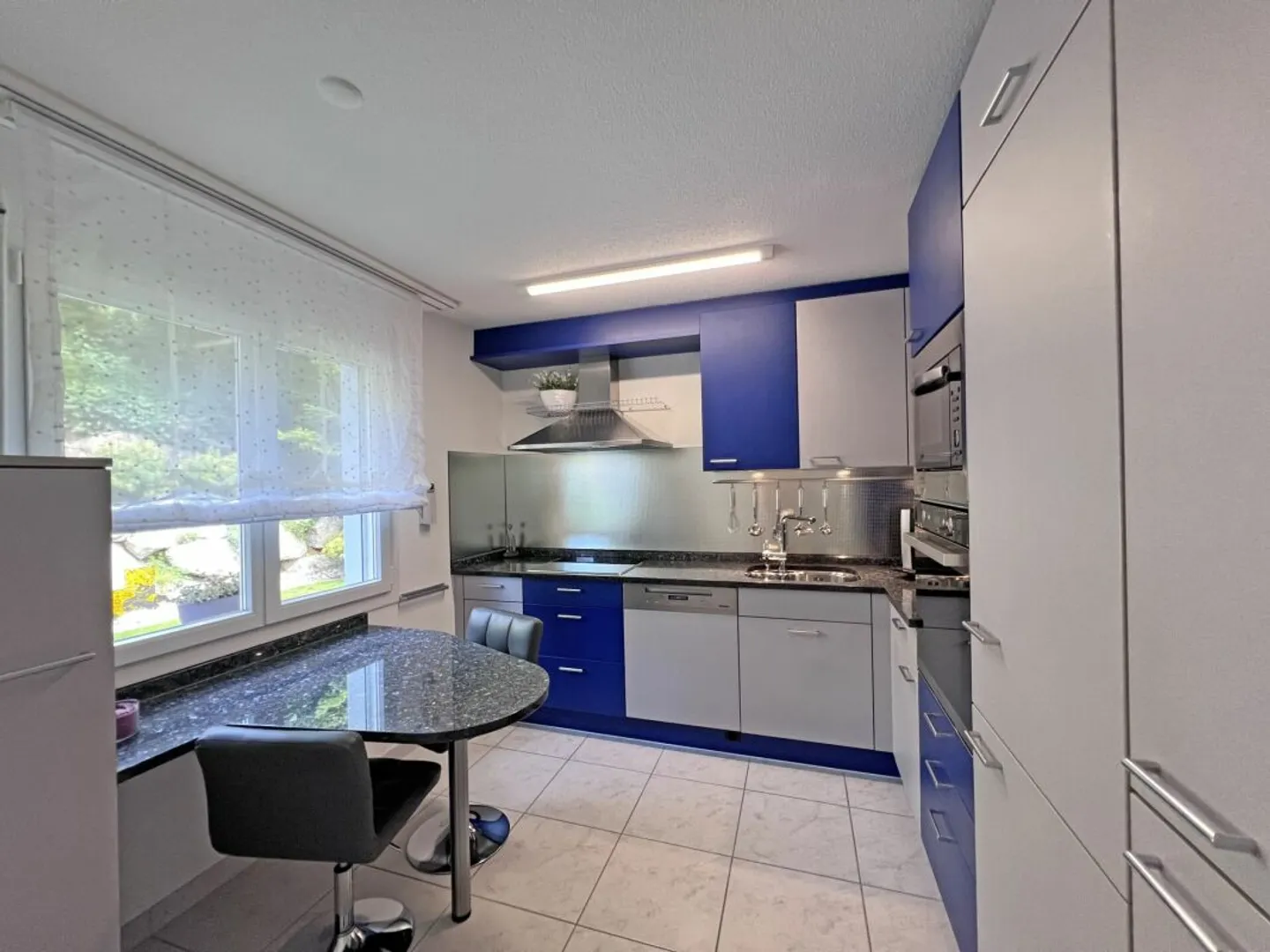 A Home to Arrive - Quiet, Well-Maintained, and Close to Nature - Photo 2 of 12