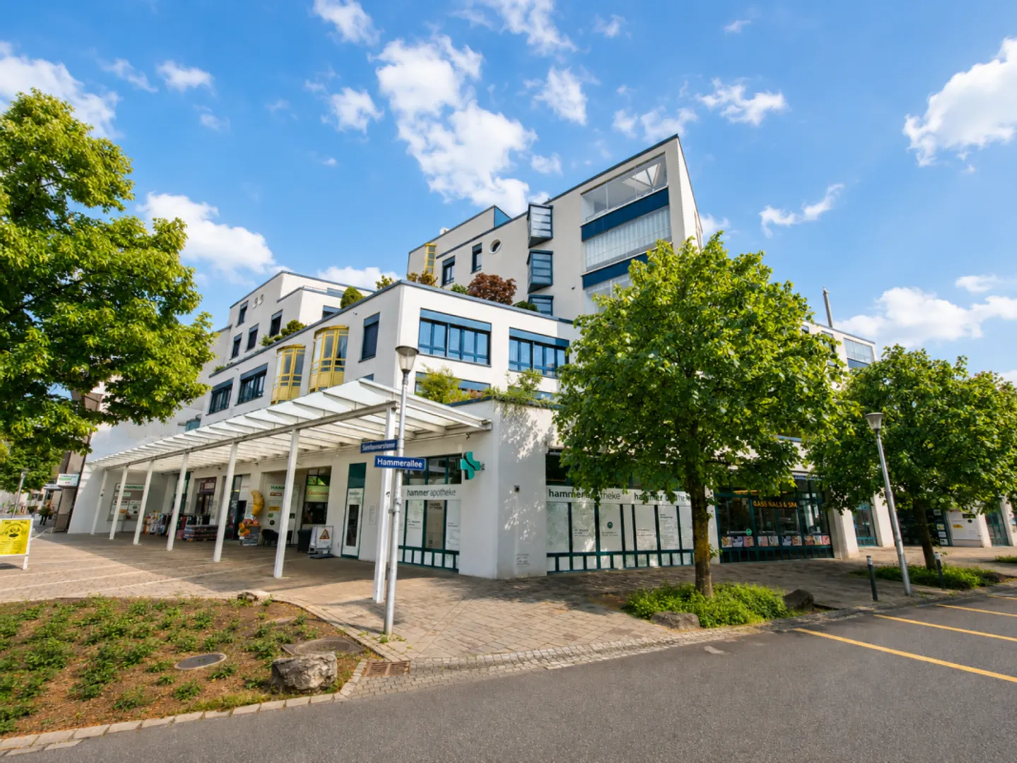 8.8% Yield Hit! Fully Leased Commercial Property in the Center of Olten for Sale - Photo 5 of 13