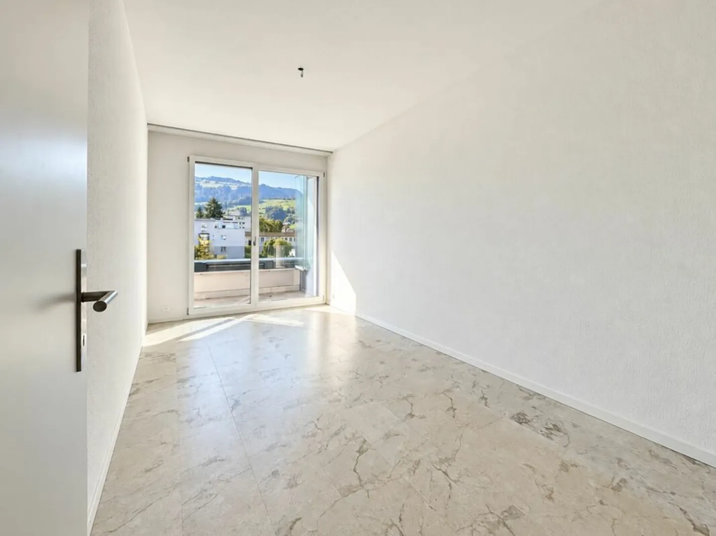 Grosszügige 4.5-Zimmer-Wohnung - Foto 6 von 9