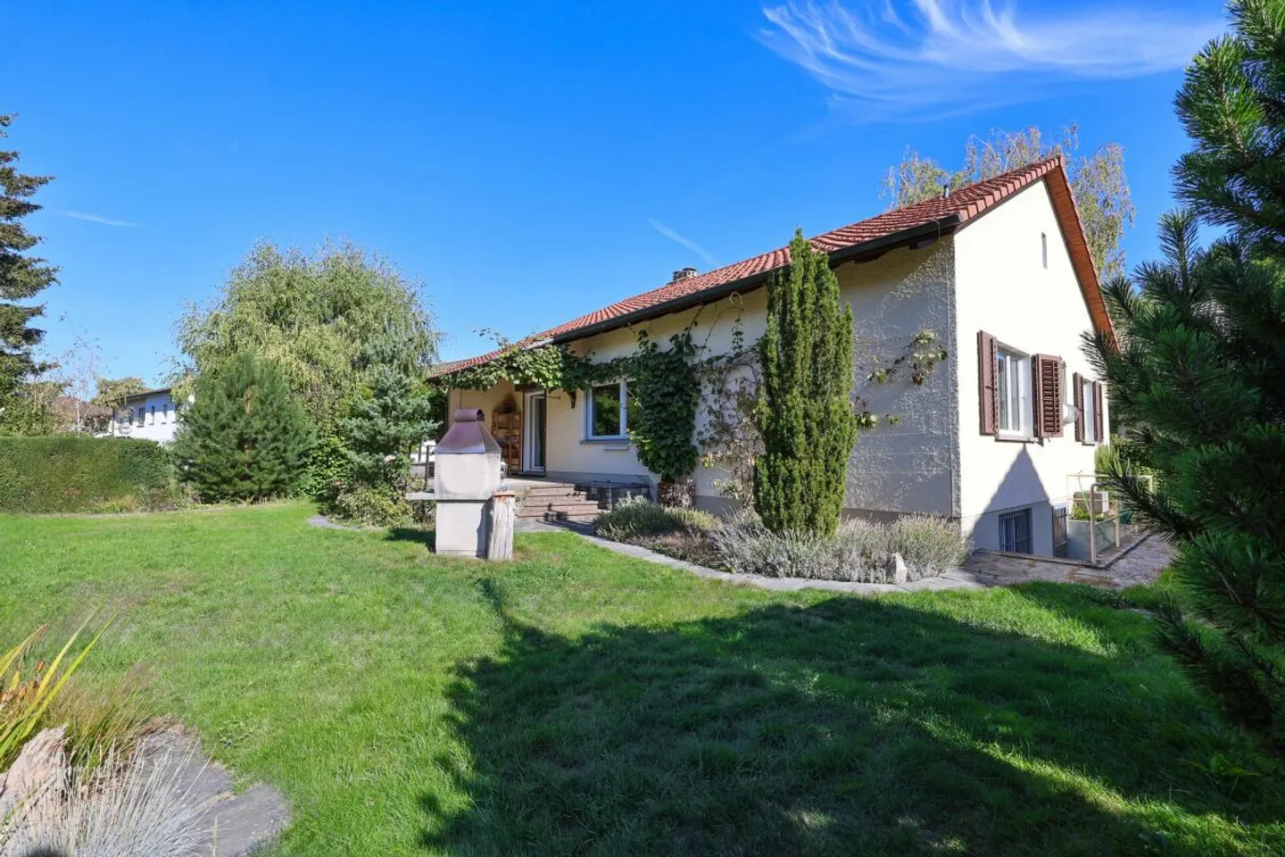 4-Zimmer Einfamilienhaus mit Ausbaupotenzial - Foto 1 di 12
