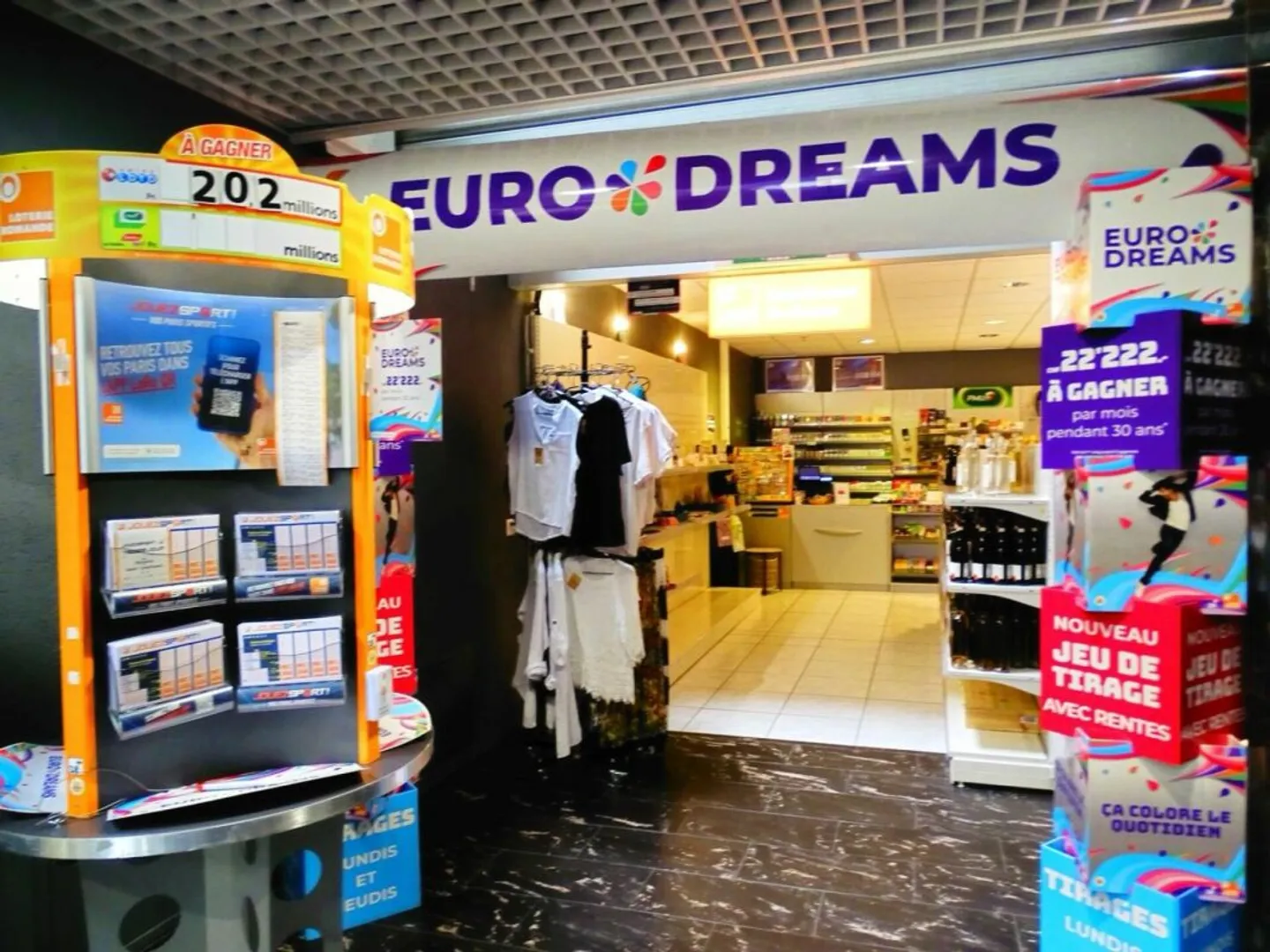 Magasin dans un centre commercial - Photo 4 sur 4