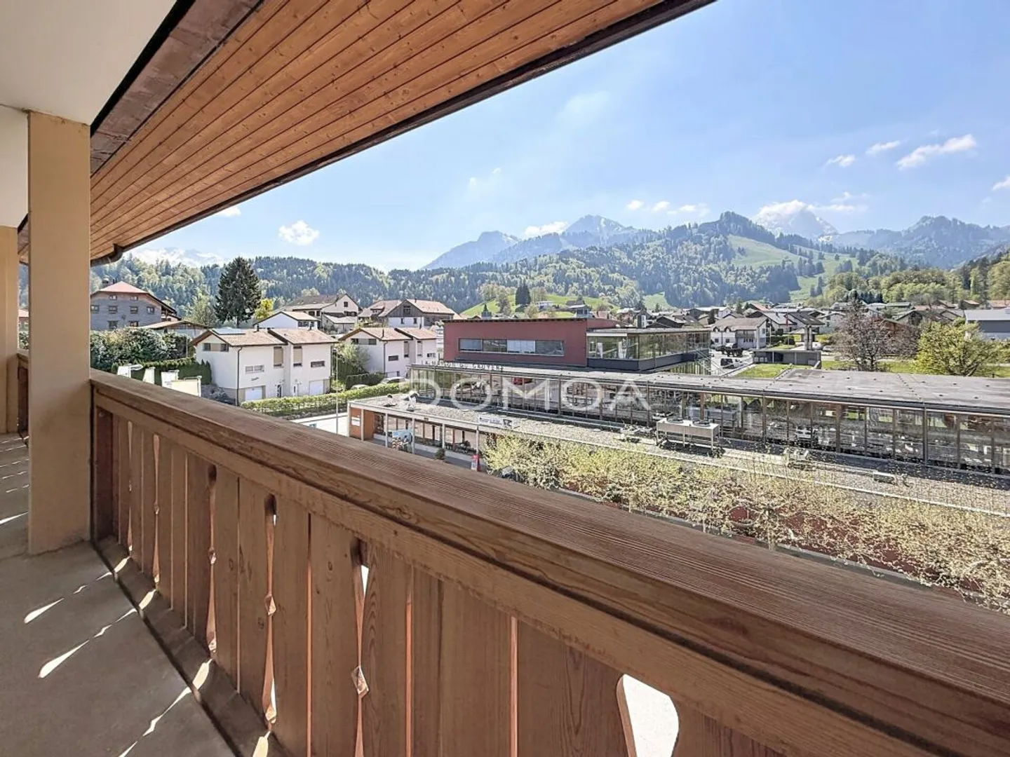 Apartment to renovate with a view of the Moléson - Photo 1 of 6