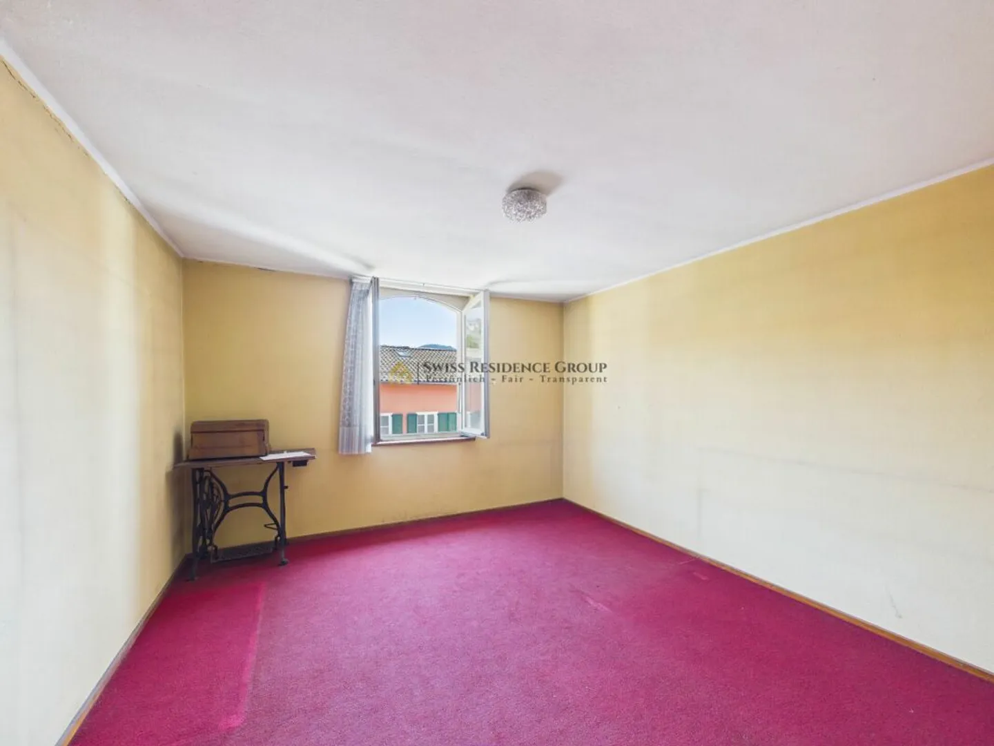 Spacious Family Home with Office - Photo 3 of 13