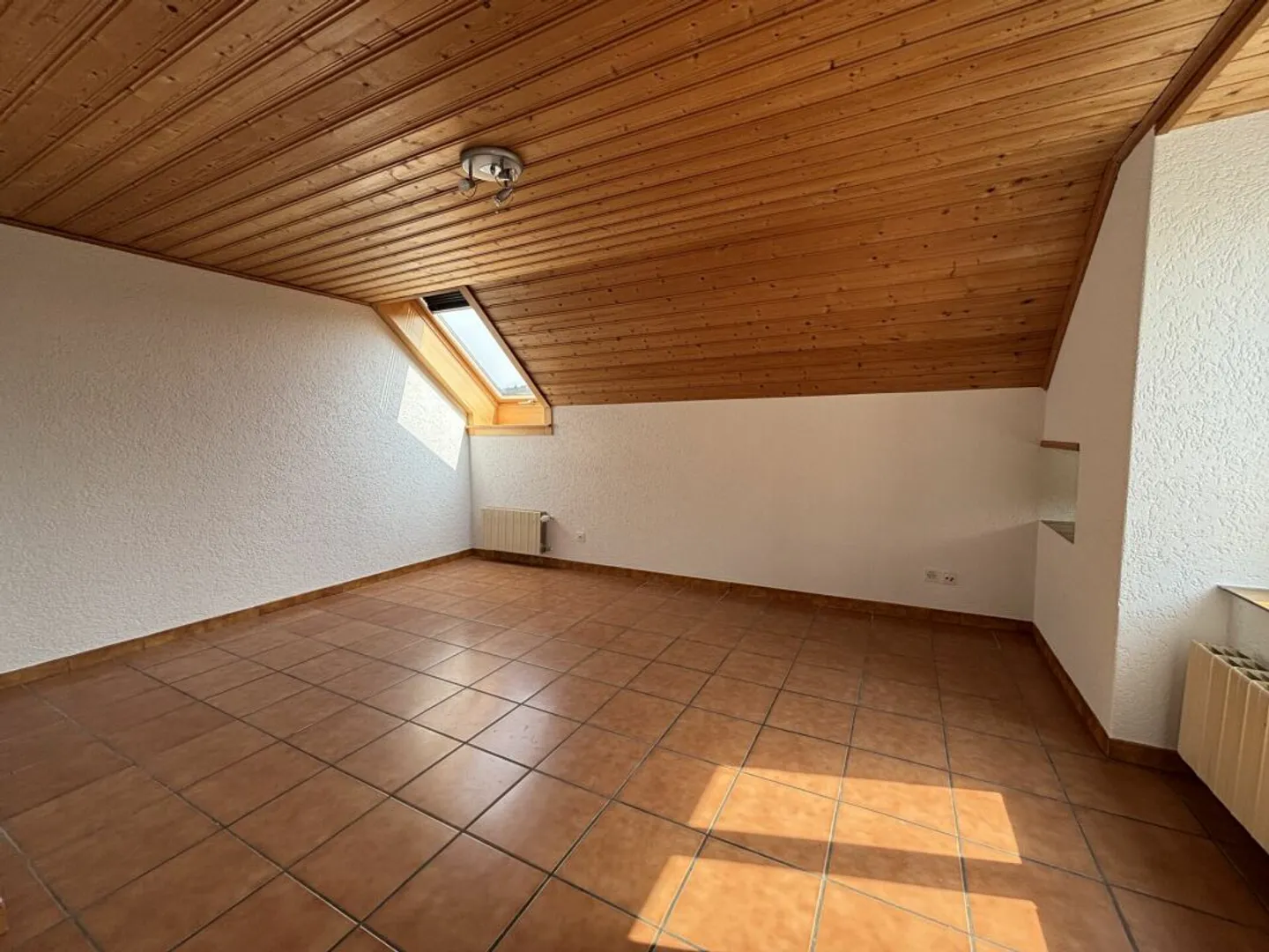 Affascinante casa indipendente di 8 stanze - Foto 12 di 13