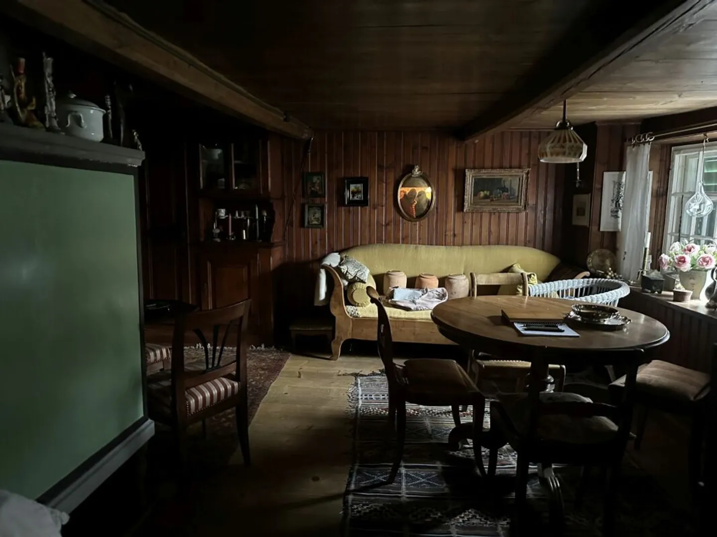 Terrain à bâtir de 787 m2 dans le centre du village de Sevelen avec ancienne maison et grange - Photo 8 sur 10