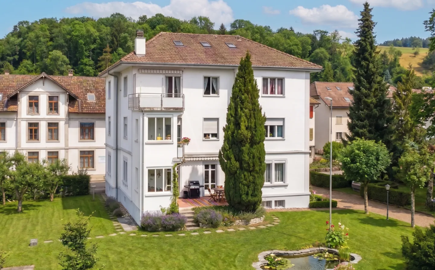 Progetto entusiasmante di un edificio plurifamiliare con un ampio giardino come riserva fondiaria - Foto 1 di 13