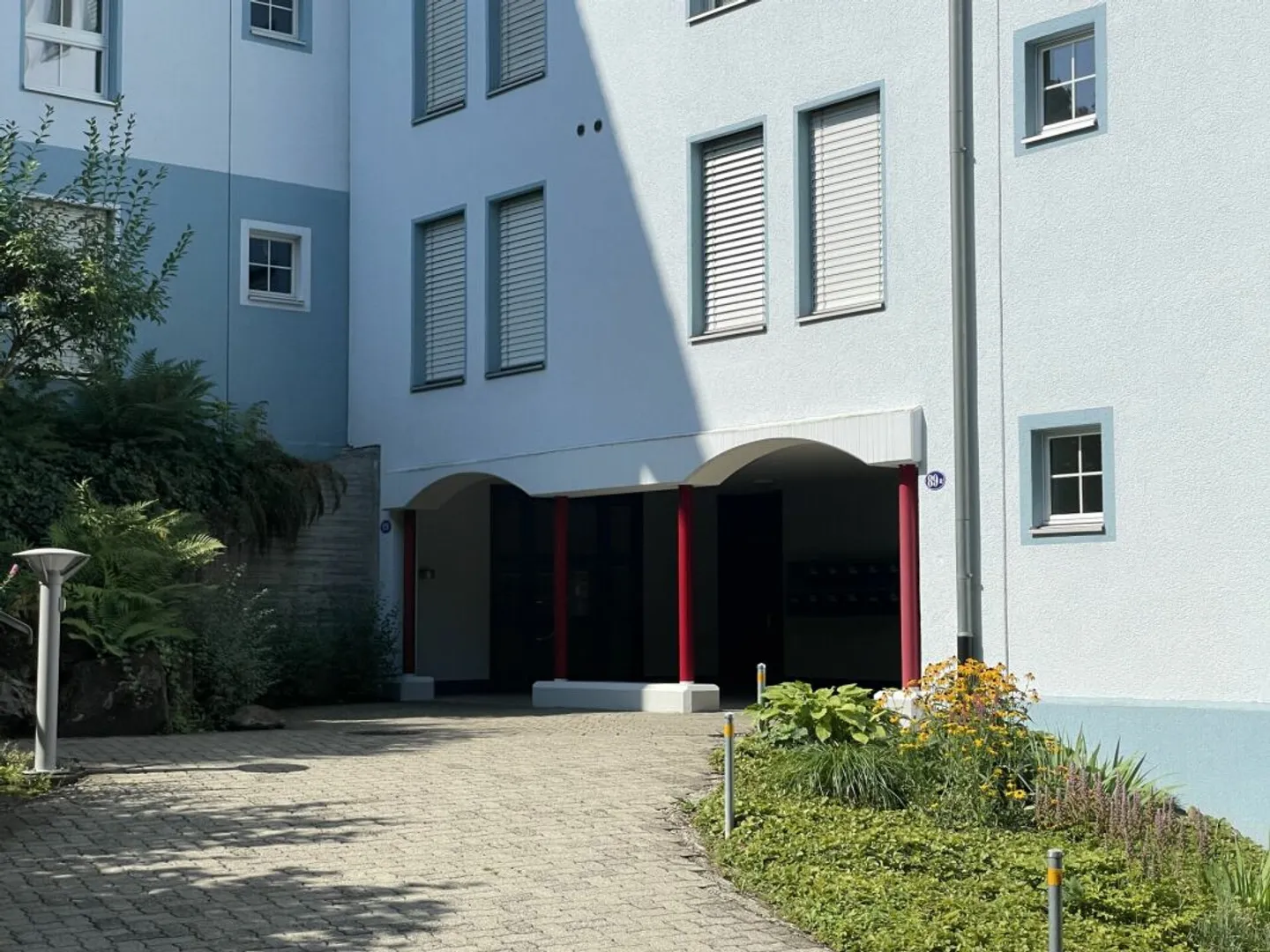 Spacious living in a sunny, quiet location - ideal for the family - Photo 2 of 13