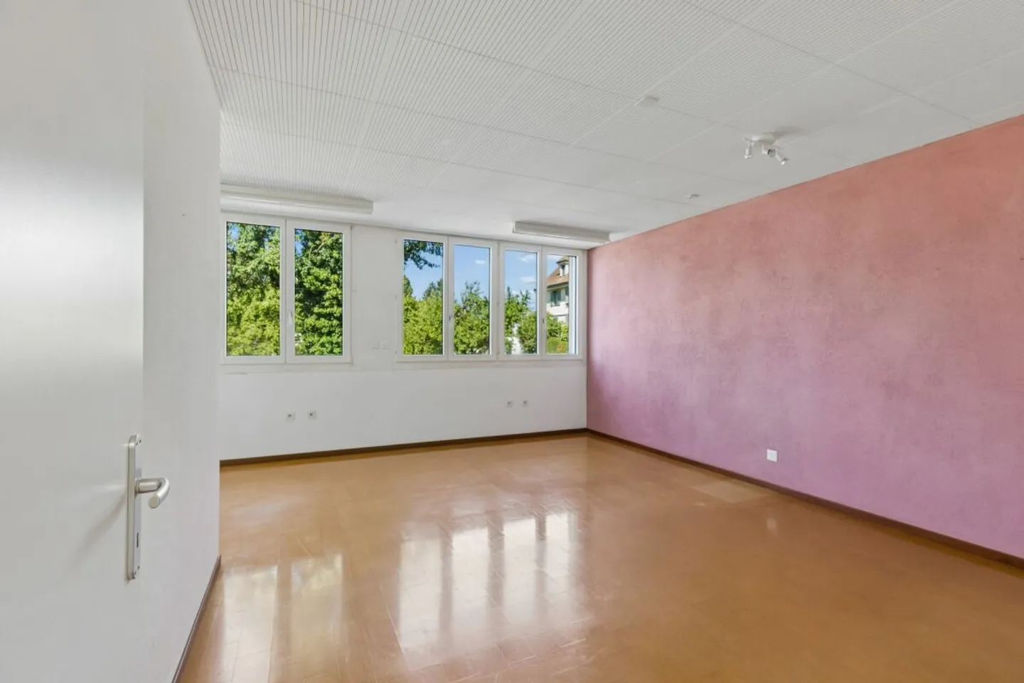 Vielseitige Gewerbefläche - Foto 5 von 13