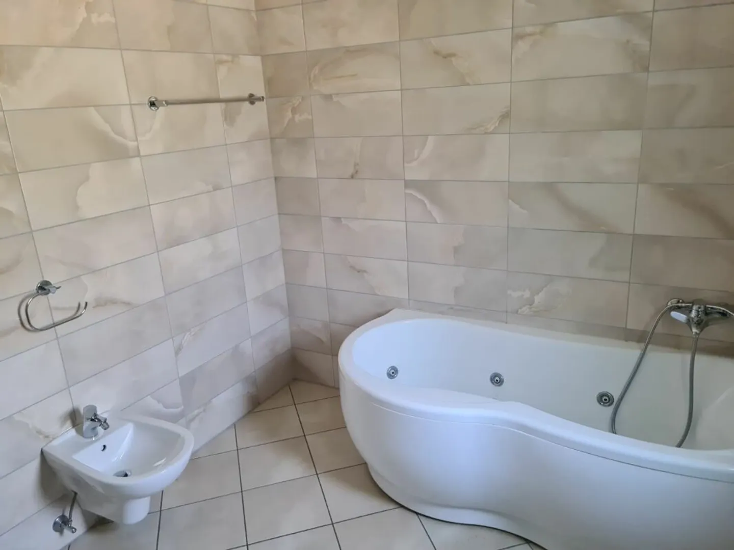 Appartamento moderno a Gorduno - Foto 5 di 7