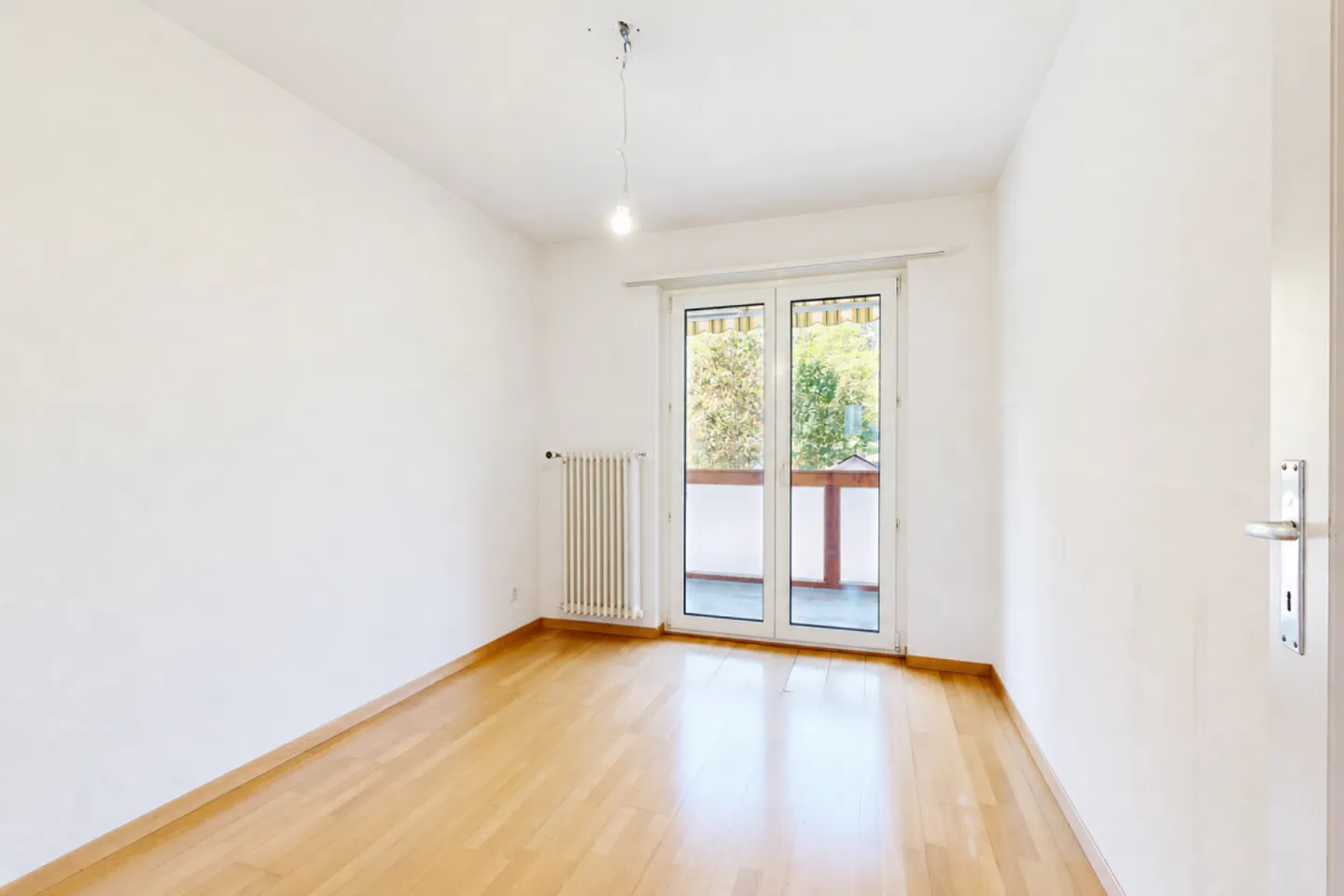 Single-family house with many amenities - Photo 11 of 13