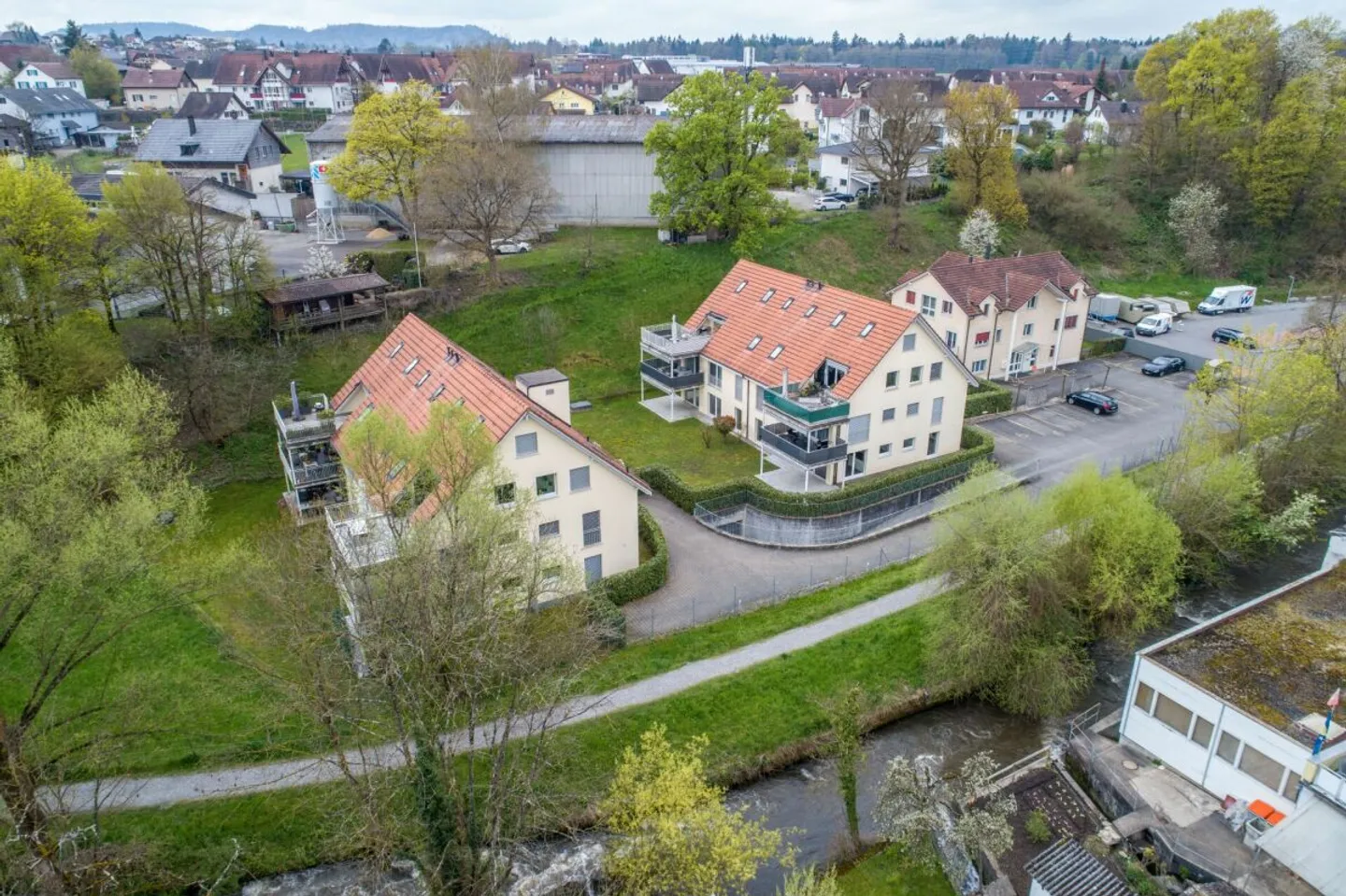 Ampio appartamento 4.5 locali - Foto 1 di 11